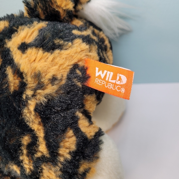 Wild Republic African Wild Dog Calico Hyena Plush Stuffed Animal Black Tan 14" - Picture 6 of 12